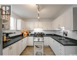 408 25th Street W, Saskatoon, SK S7L0C8 Photo 21