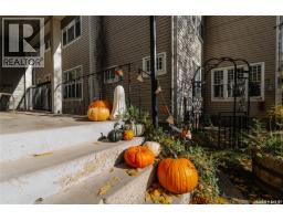 Laundry room - 408 25th Street W, Saskatoon, SK S7L0C8 Photo 6