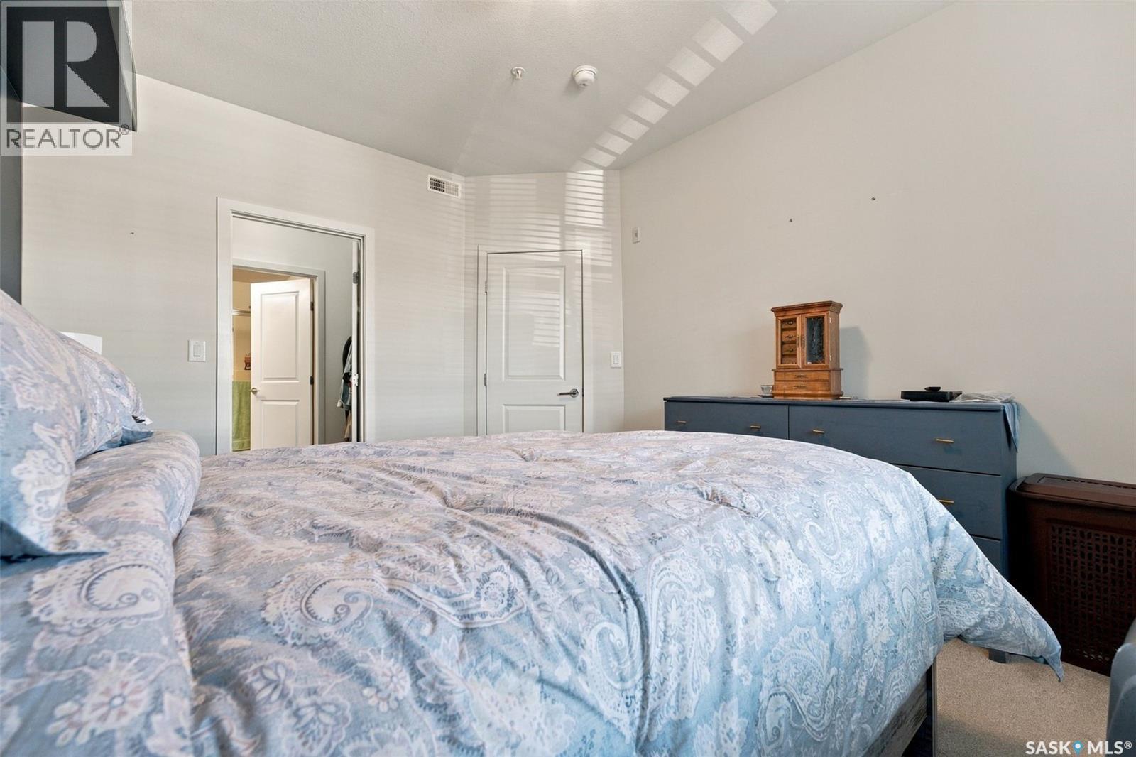 #224 1025 Moss AVENUE - 17