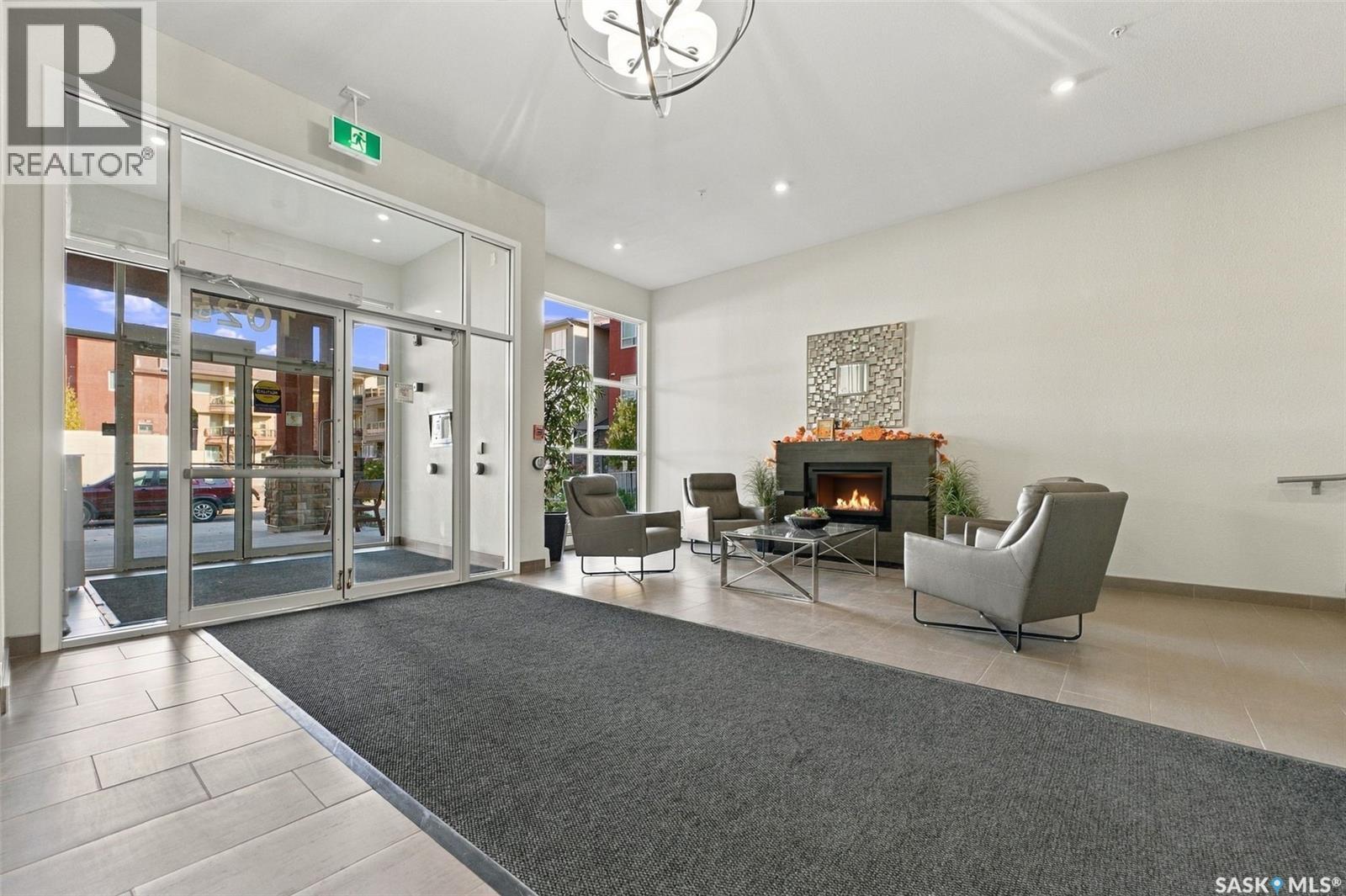 #224 1025 Moss AVENUE - 27