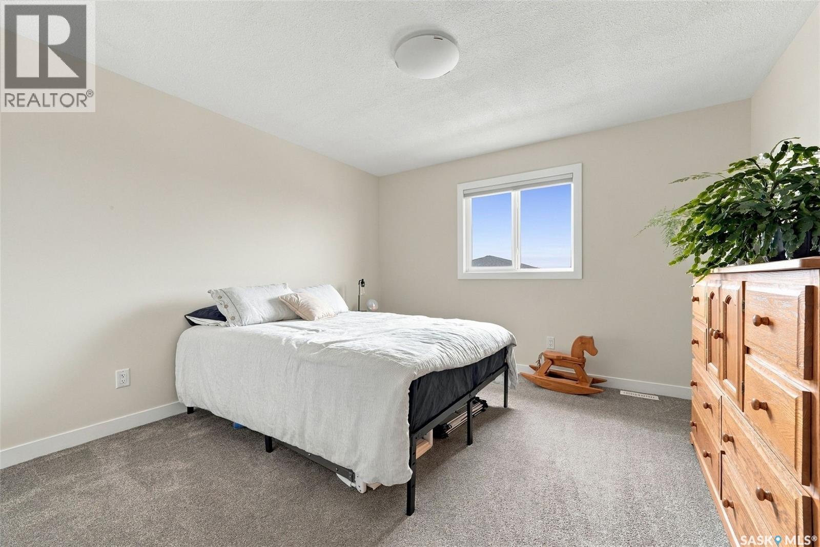 9 Hudson DRIVE, Pilot Butte — photo 27