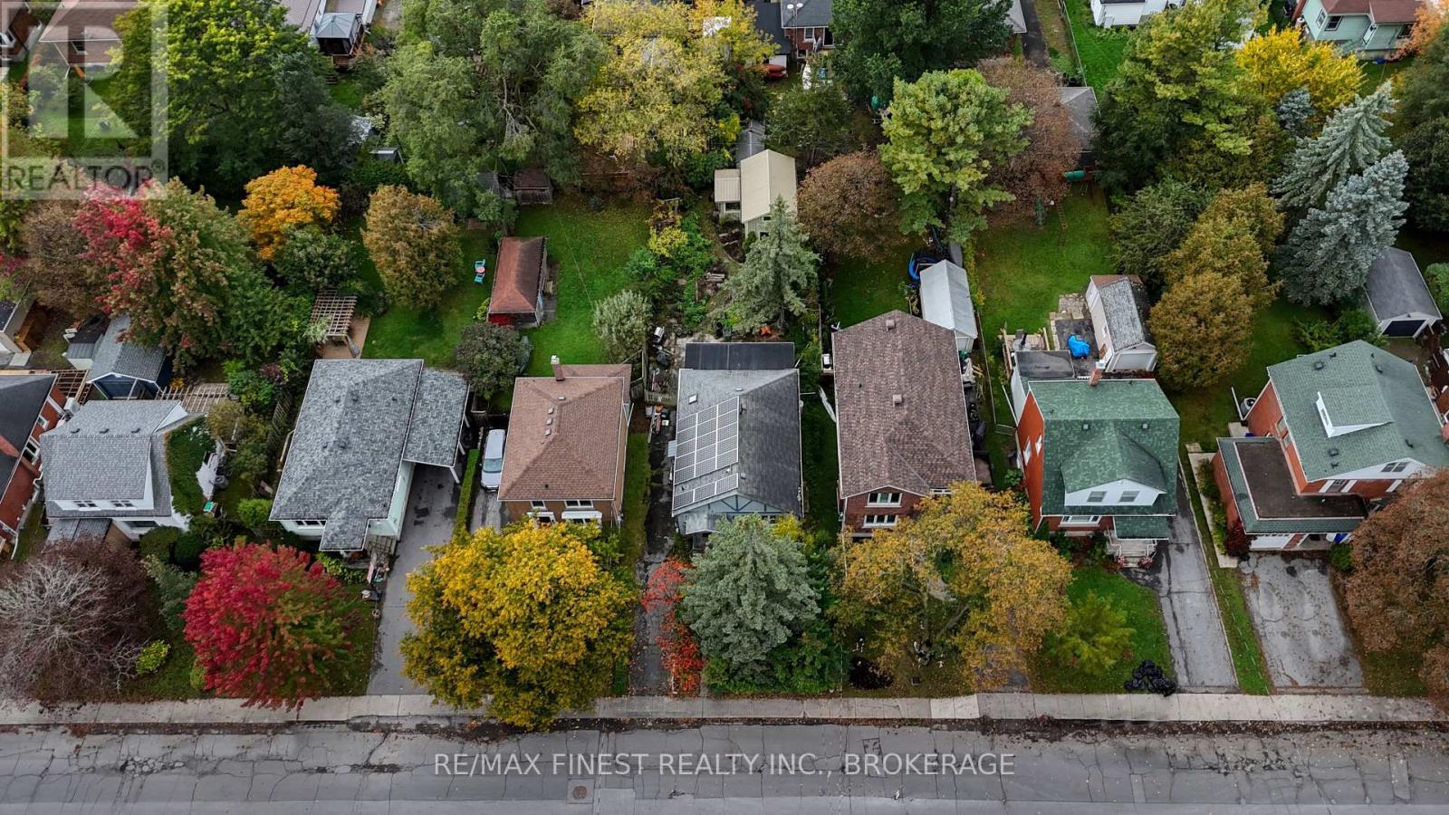 218 Helen Street — photo 44