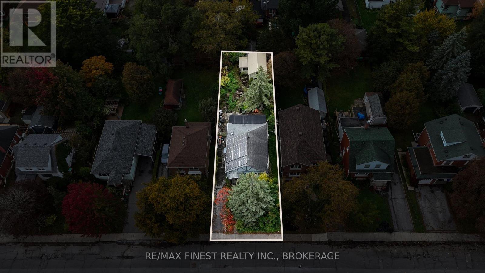 218 Helen Street — photo 45