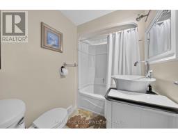 6900 Perth Road, South Frontenac, ON K0H2L0 Photo 16