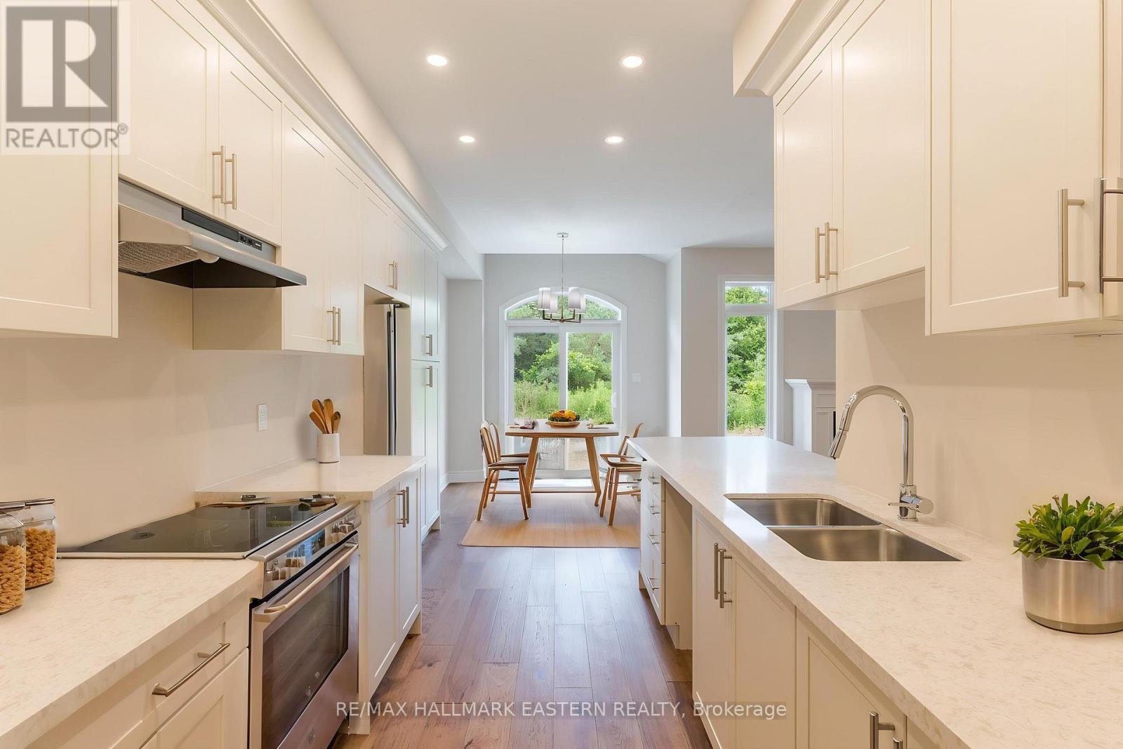 33 COLDBROOK DRIVE - 7