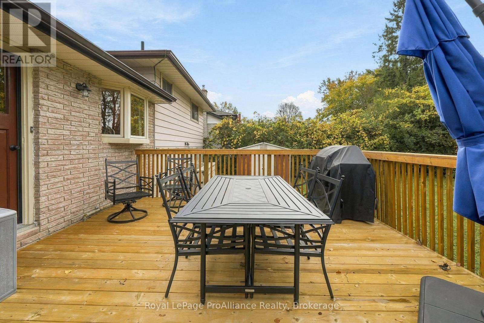 12 Thorncliffe Drive, Belleville, ON photo 30