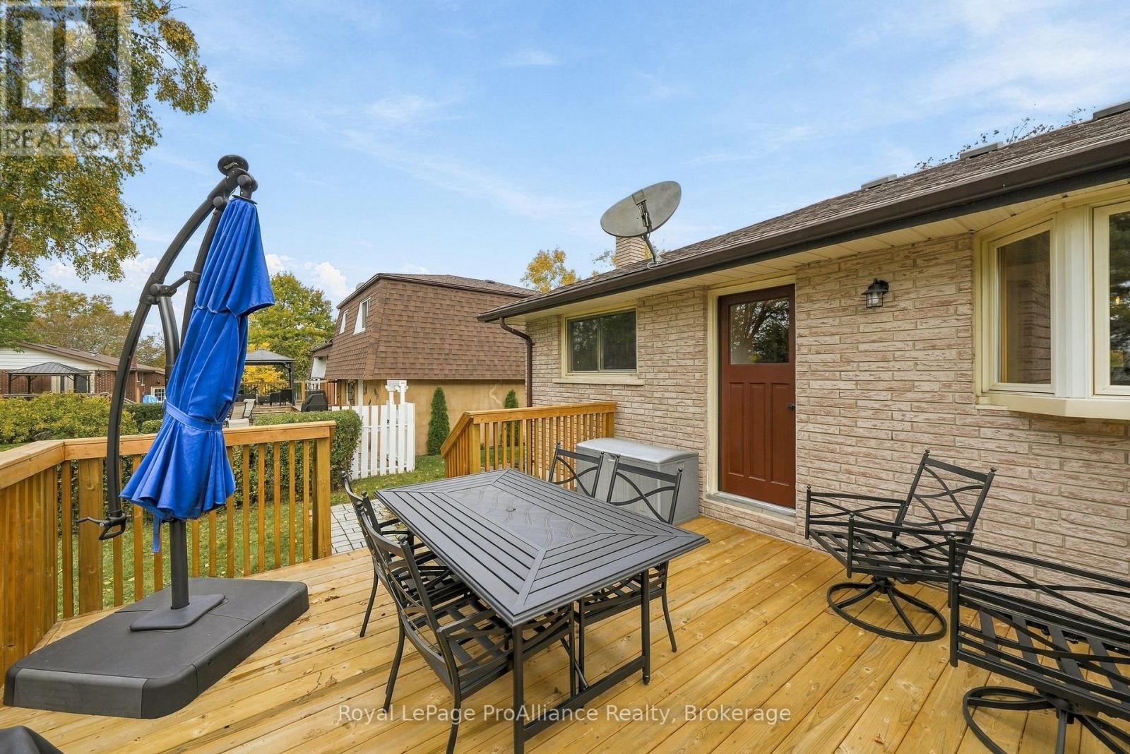 12 Thorncliffe Drive, Belleville, ON photo 31