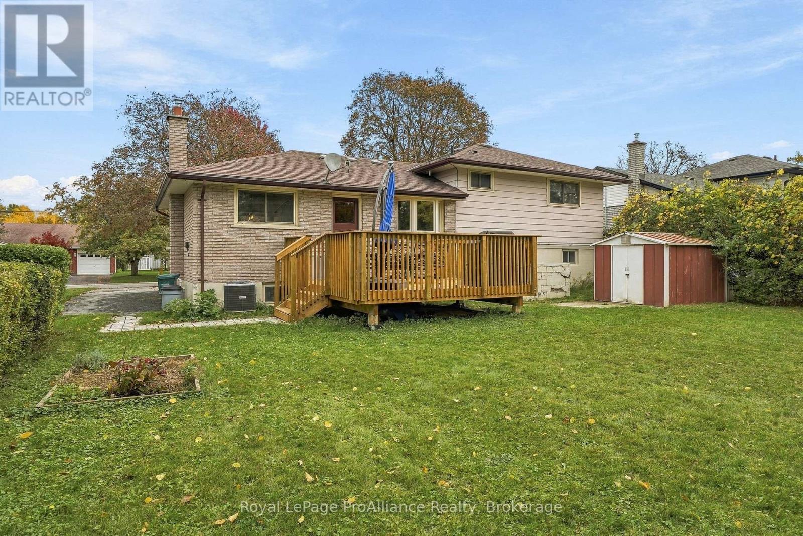12 Thorncliffe Drive, Belleville, ON photo 33