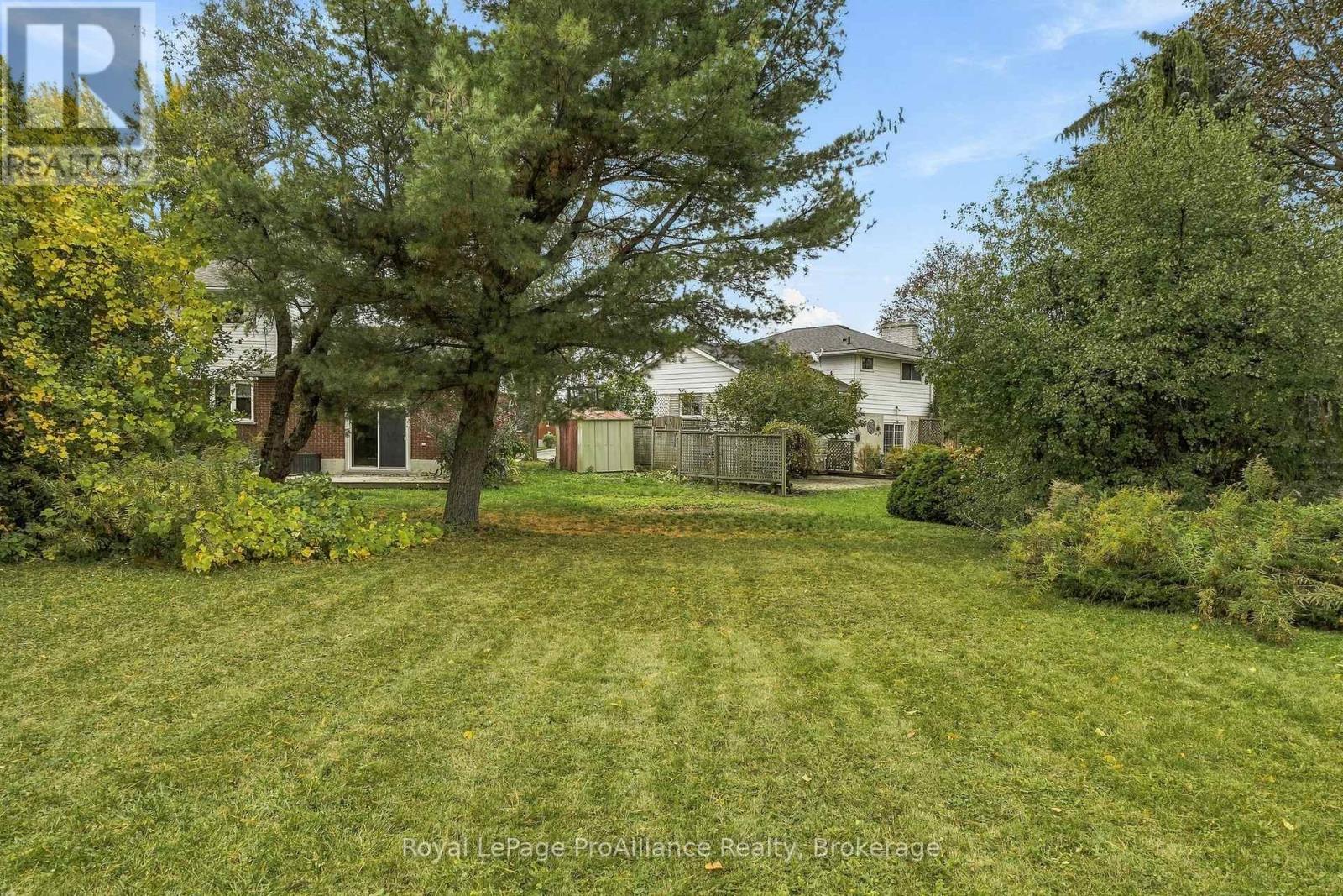 12 Thorncliffe Drive, Belleville, ON photo 35