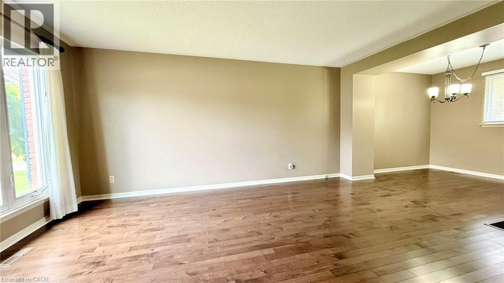 140 Woodlawn Avenue — photo 10