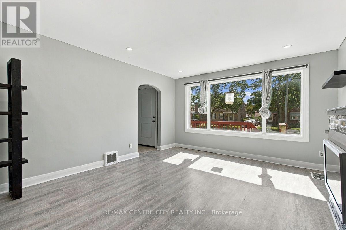 22 GRAYDON STREET - 5