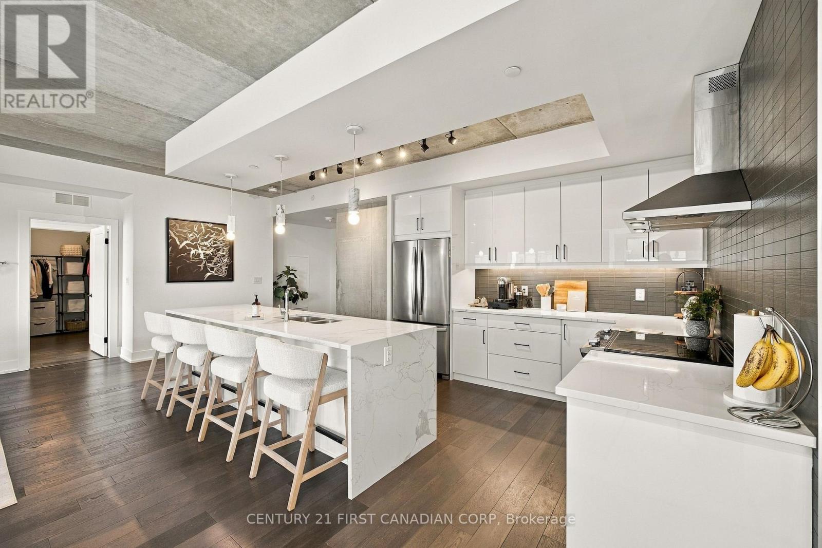 505 Talbot Street — photo 13