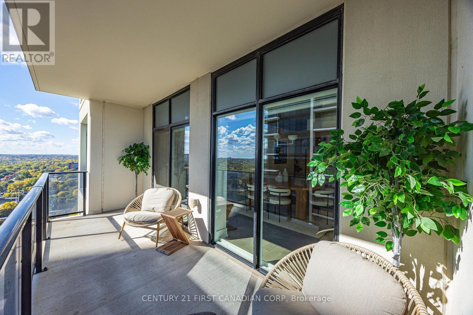 505 Talbot Street — photo 35