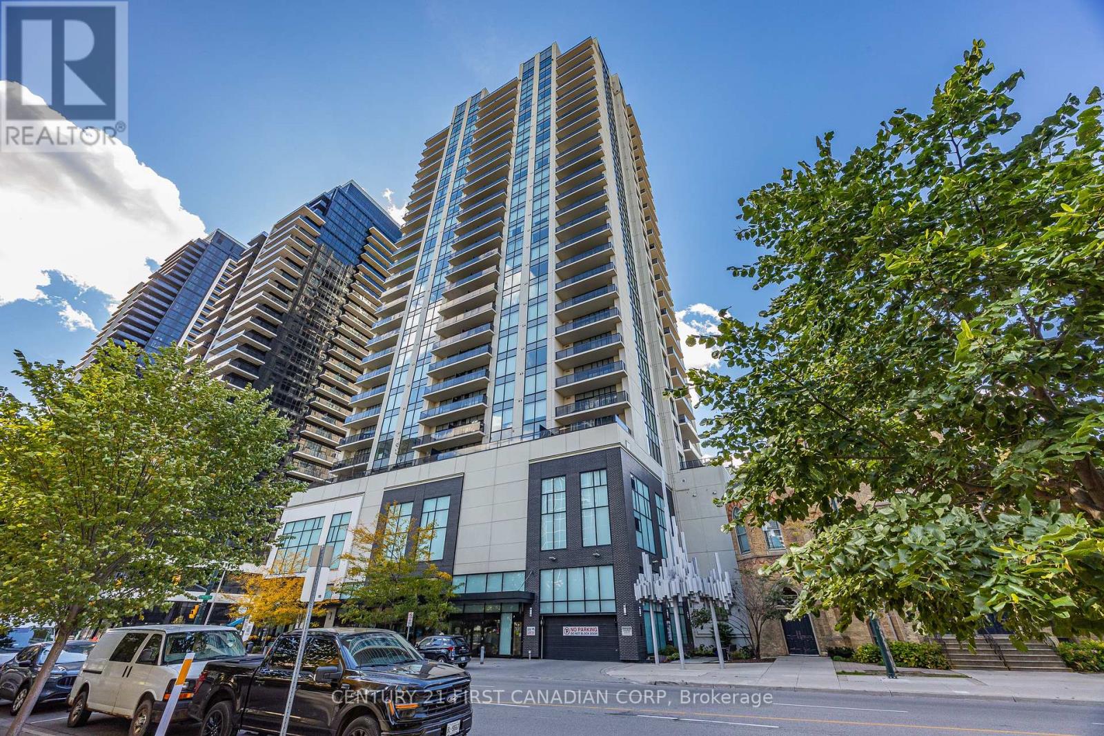 505 Talbot Street — photo 40