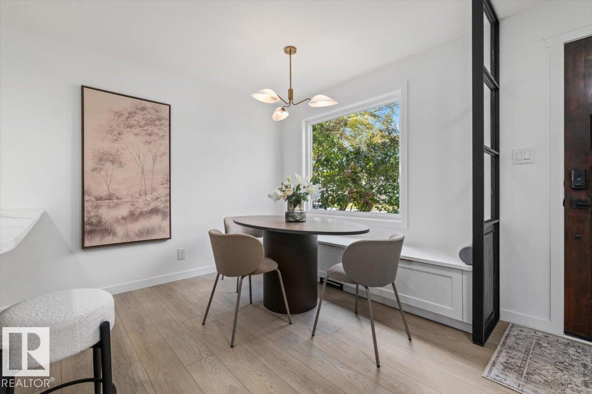8671 76 ST NW - 11