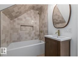 8671 76 St Nw, Edmonton, AB T6C2K1 Photo 28