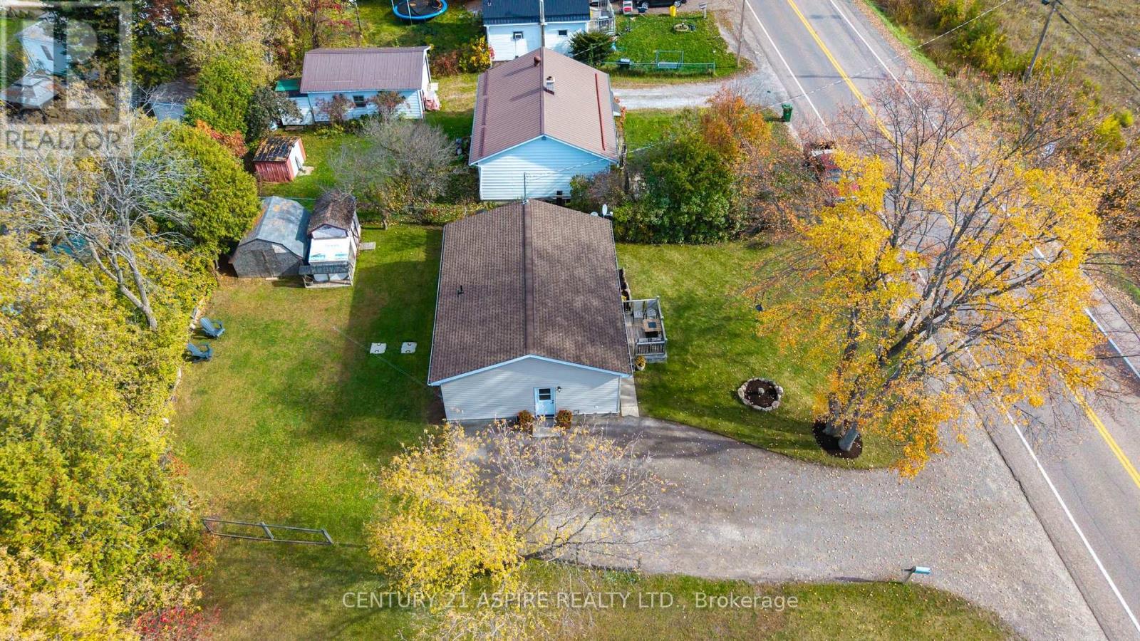 106 Forest Lea Road — photo 25