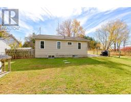 106 Forest Lea Road, Laurentian Valley, ON K8A7B8 Photo 31