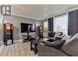106 Forest Lea Road, Laurentian Valley, ON K8A7B8 Photo 7