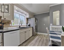 106 Forest Lea Road, Laurentian Valley, ON K8A7B8 Photo 9