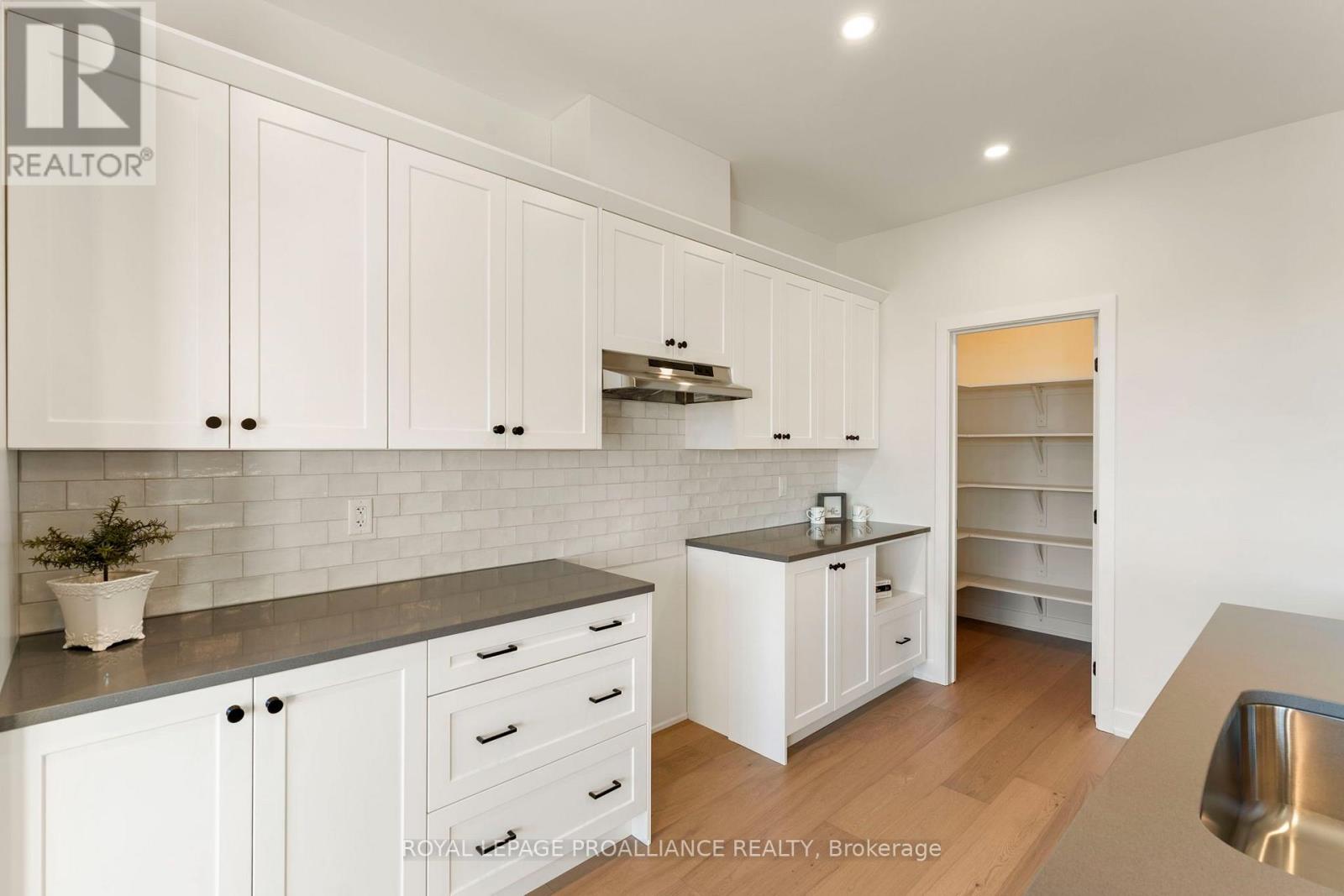 1057 Moore Street — photo 22