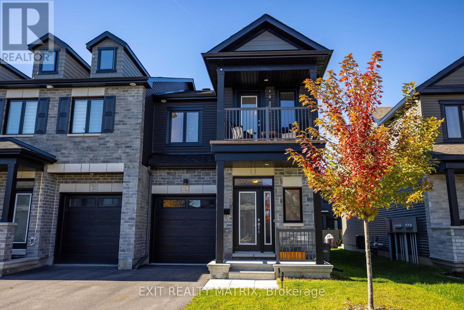 735 NAMUR STREET - 1