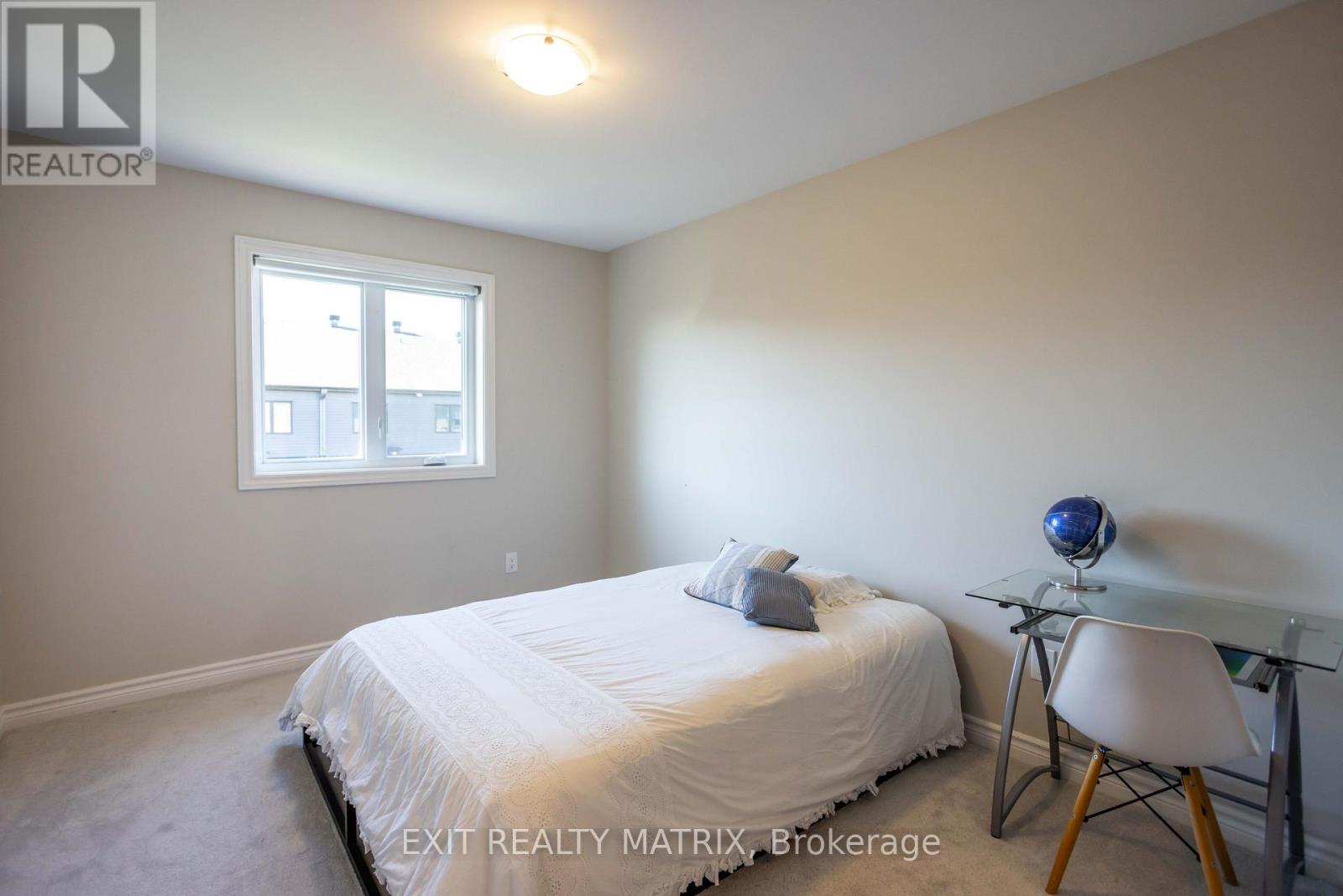 735 NAMUR STREET - 25