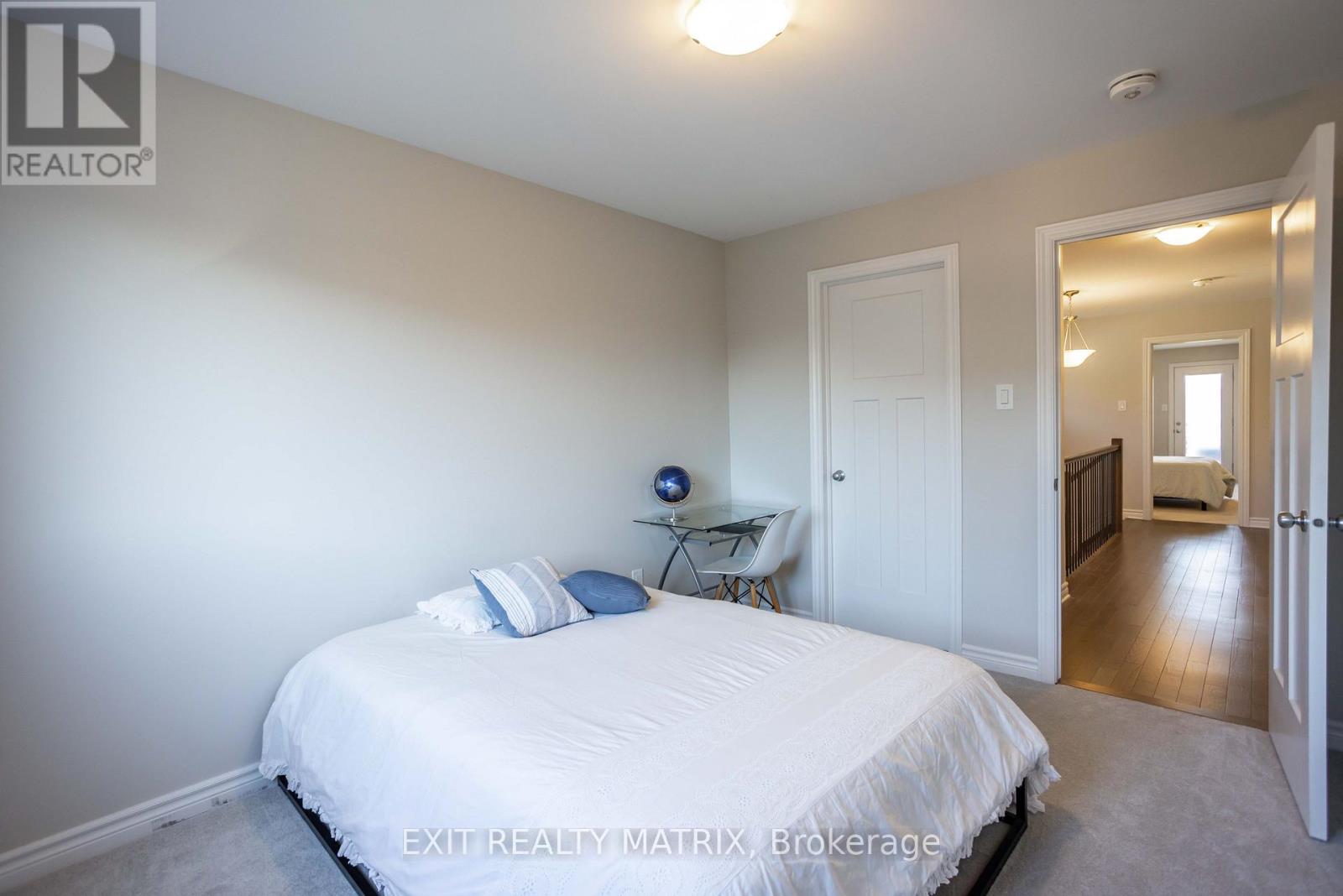 735 Namur Street — photo 26