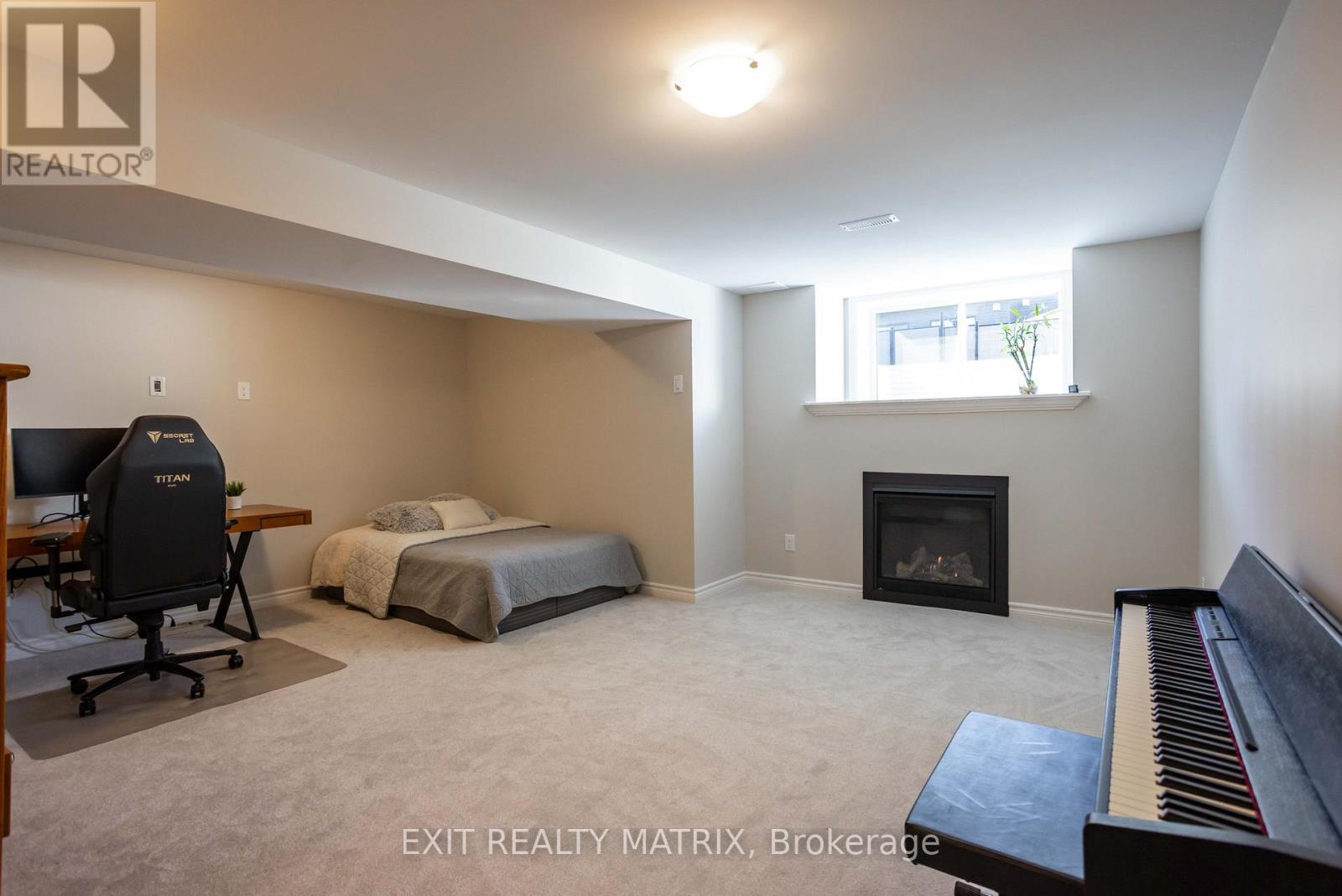 735 Namur Street — photo 28