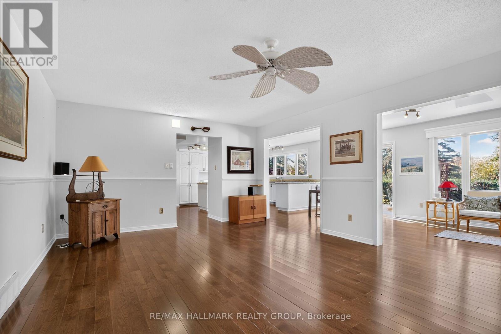 20 Halldorson Crescent — photo 22