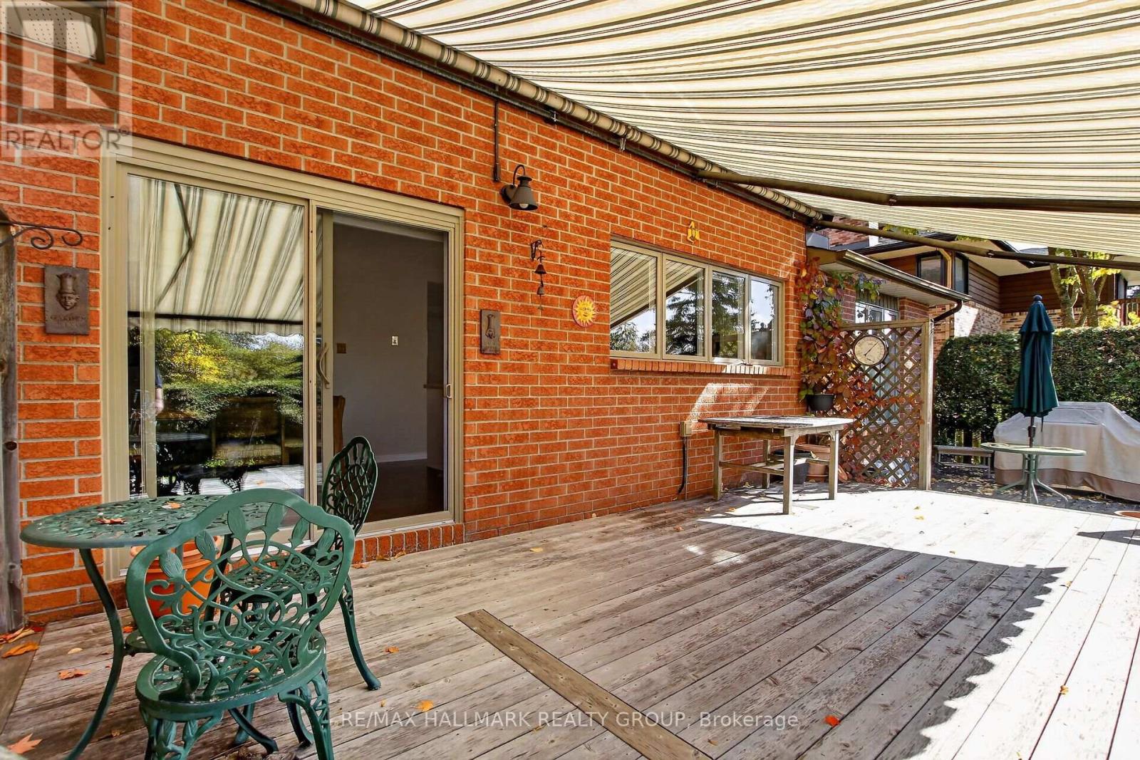 20 Halldorson Crescent — photo 35