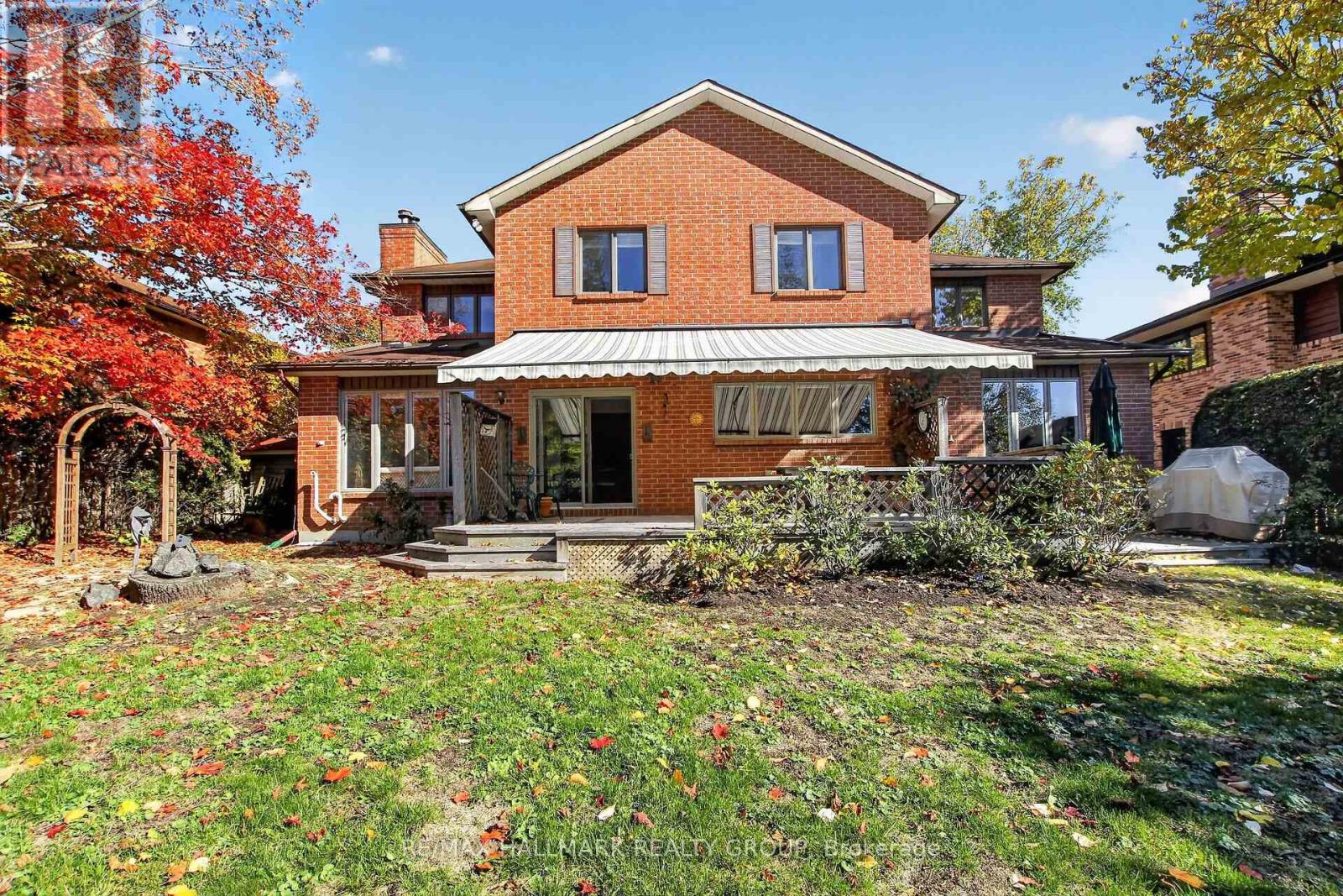 20 Halldorson Crescent — photo 38