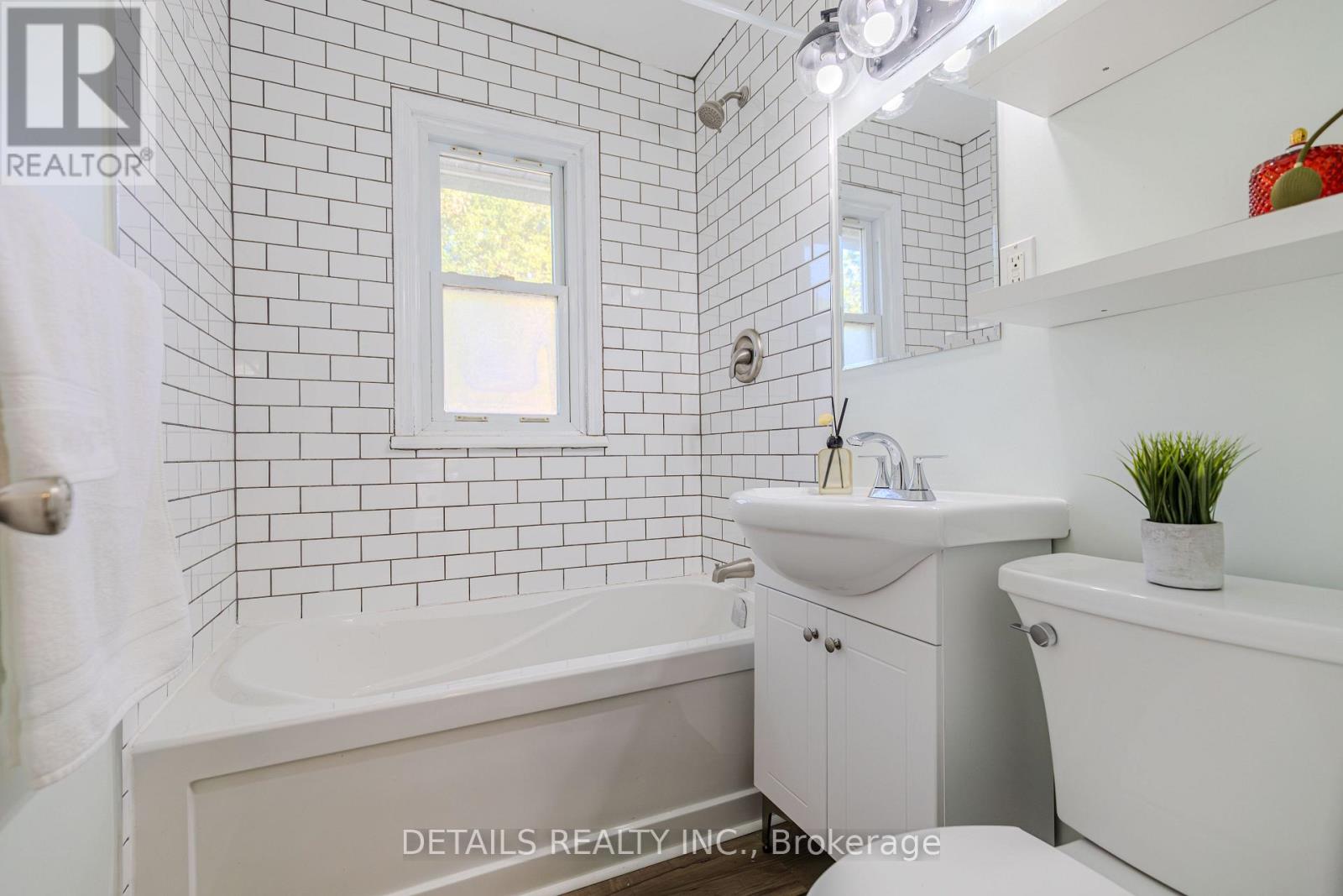285 Columbus Avenue — photo 22
