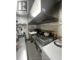 381 Cooper Street, Ottawa, ON K2P0G8 Photo 7