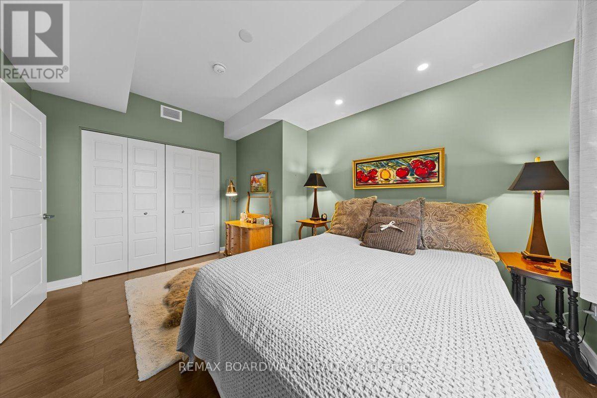 316 Bruyere Street — photo 18