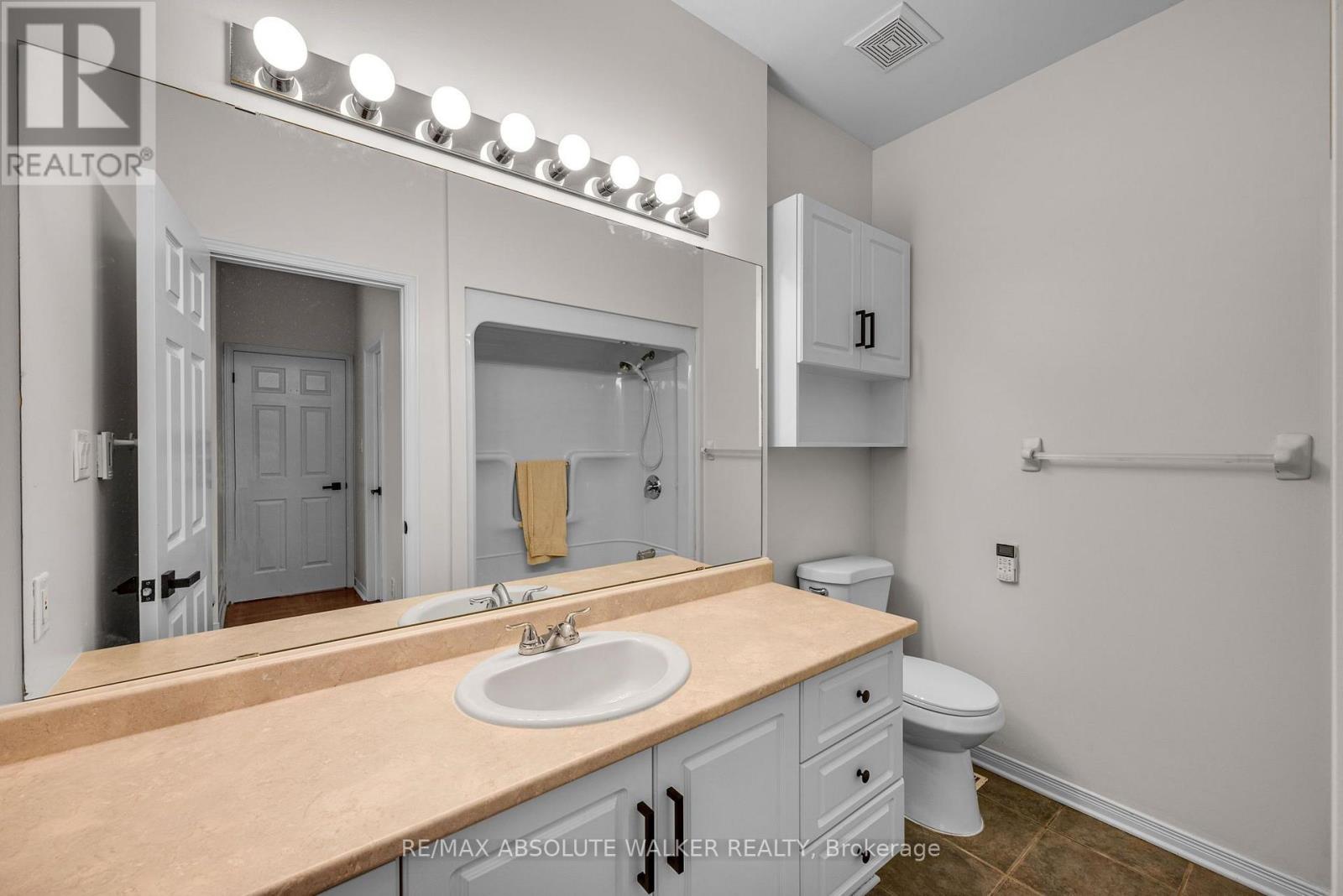 20 Sawchuk Terrace — photo 19