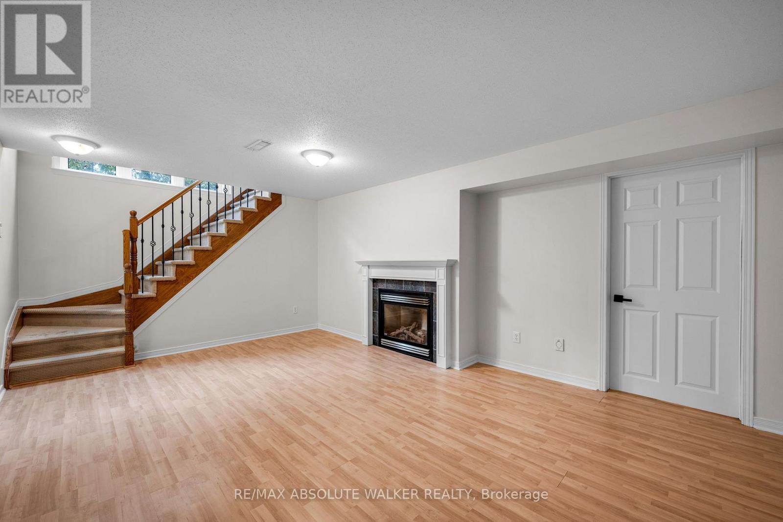 20 Sawchuk Terrace — photo 21