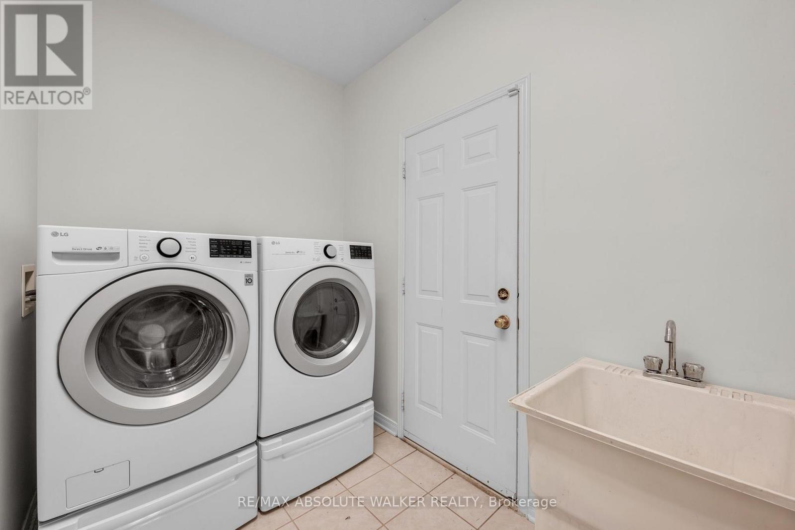 20 Sawchuk Terrace — photo 8