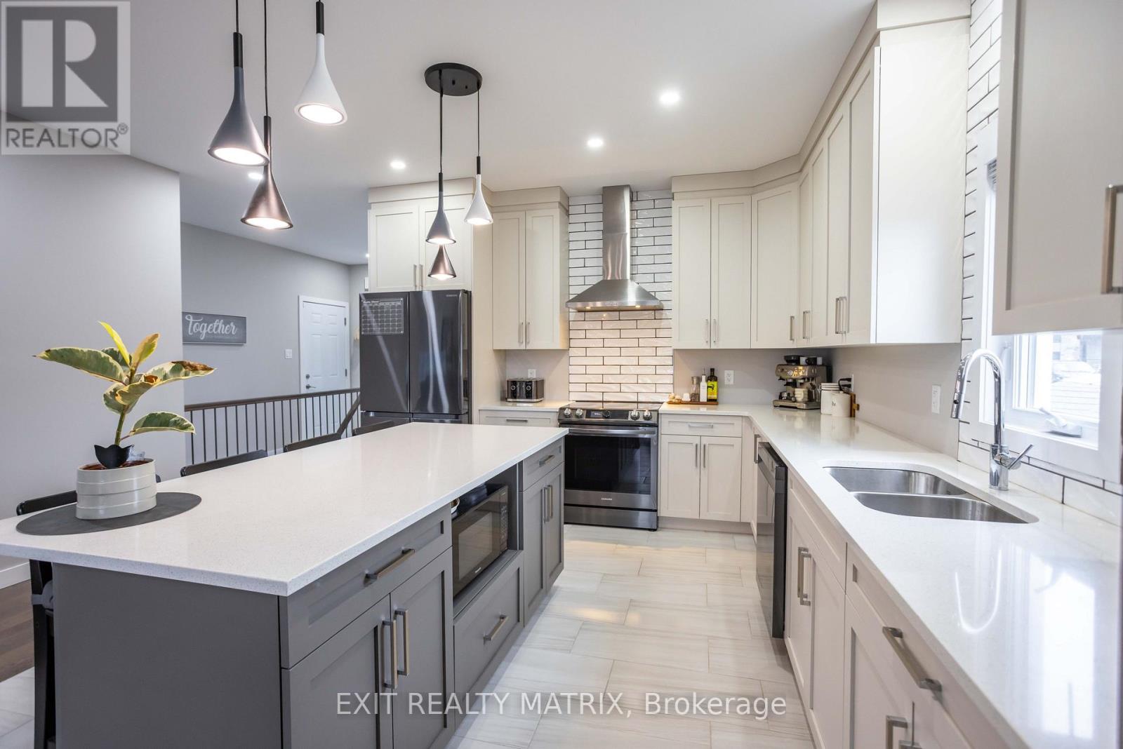203 Filion Street — photo 13