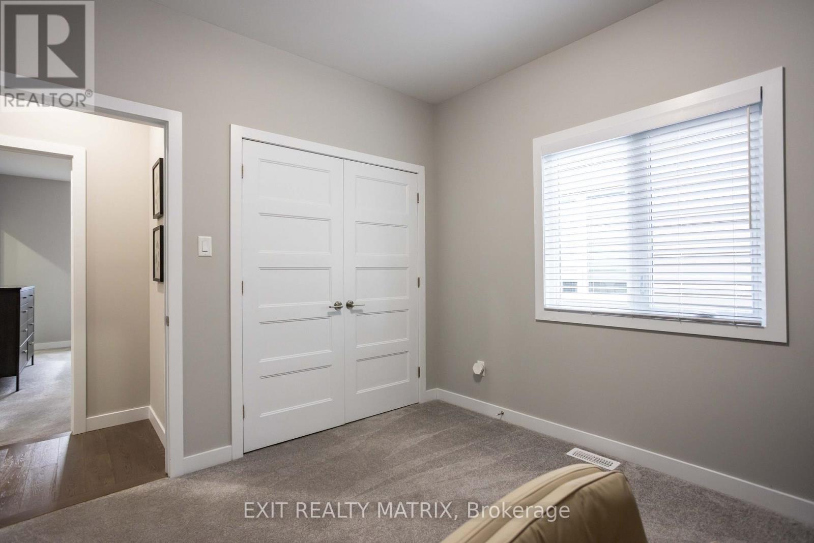 203 Filion Street — photo 27