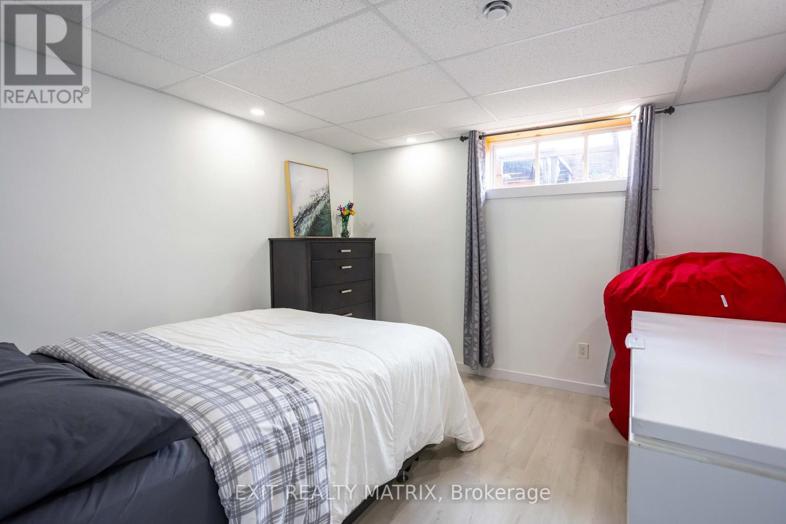 203 Filion Street — photo 35