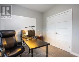 Living room - 203 Filion Street, Russell, ON K0A1W0 Photo 8