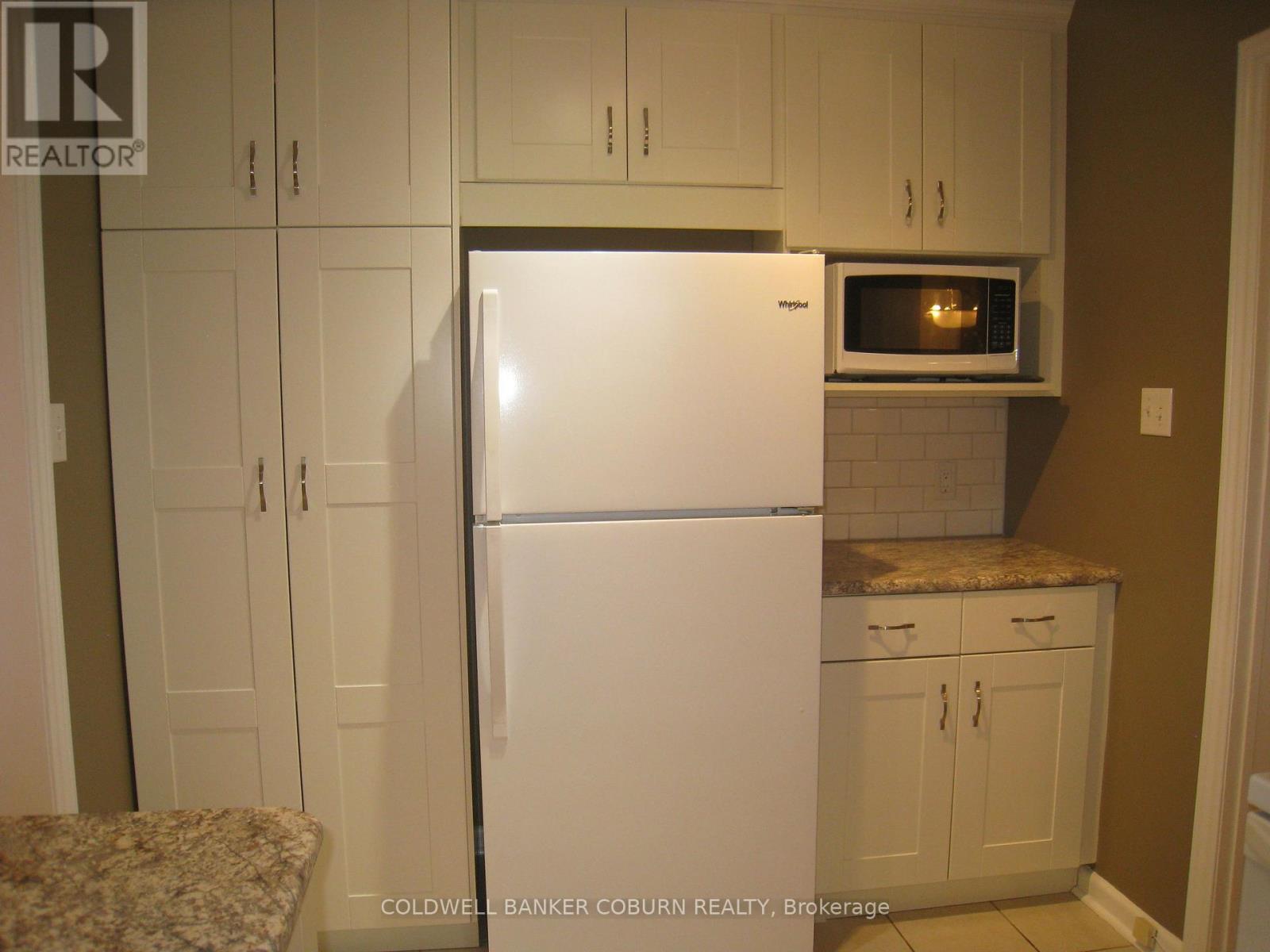 304 George Street East — photo 4