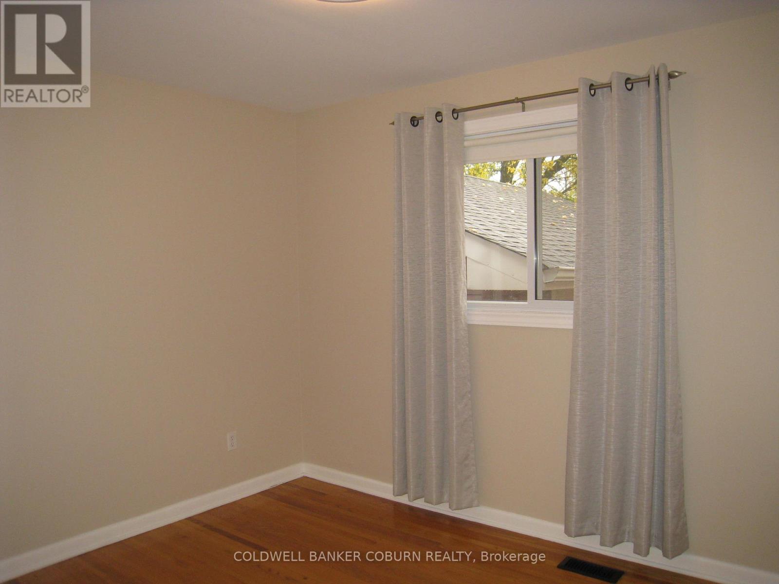 304 George Street East — photo 8
