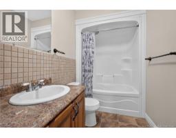 84 Jeannette, Dieppe, NB E1A0K4 Photo 33