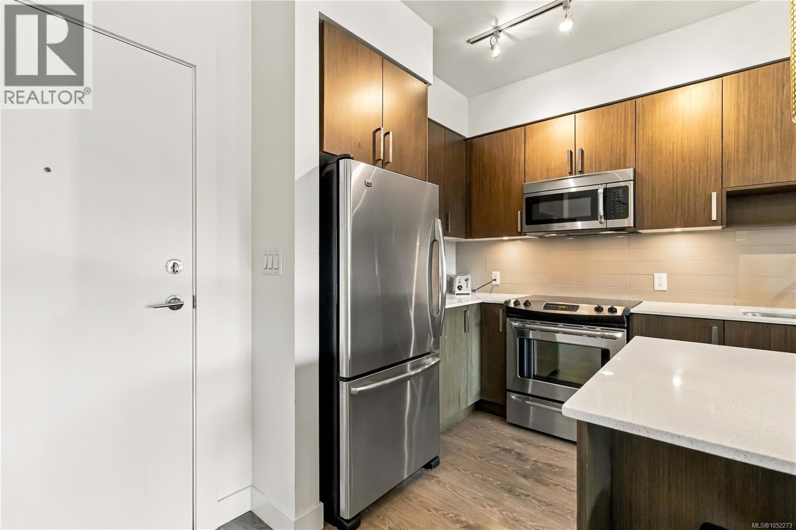 204 286 Wilfert Road, View Royal