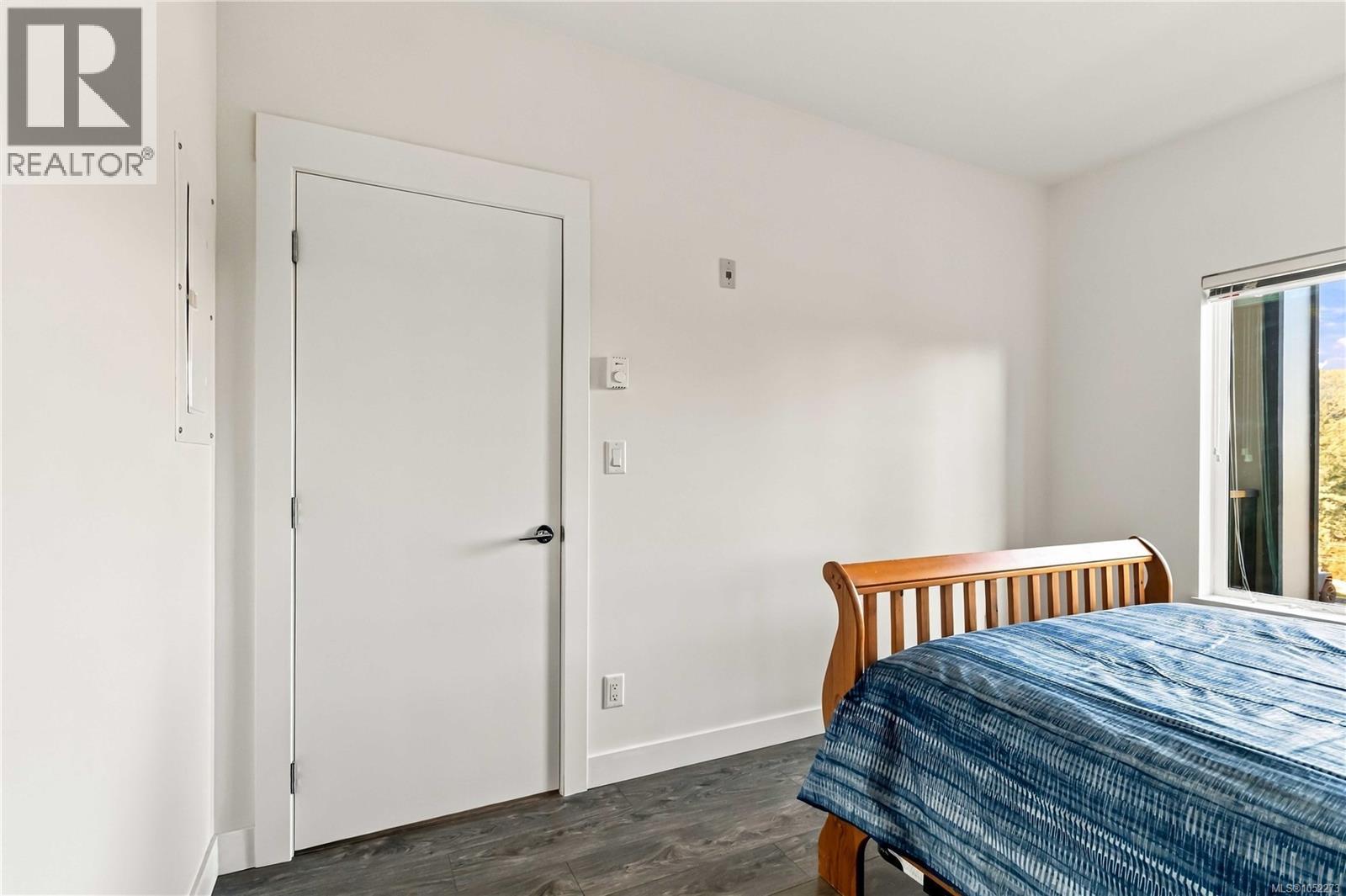 #204 286 Wilfert Rd - 24