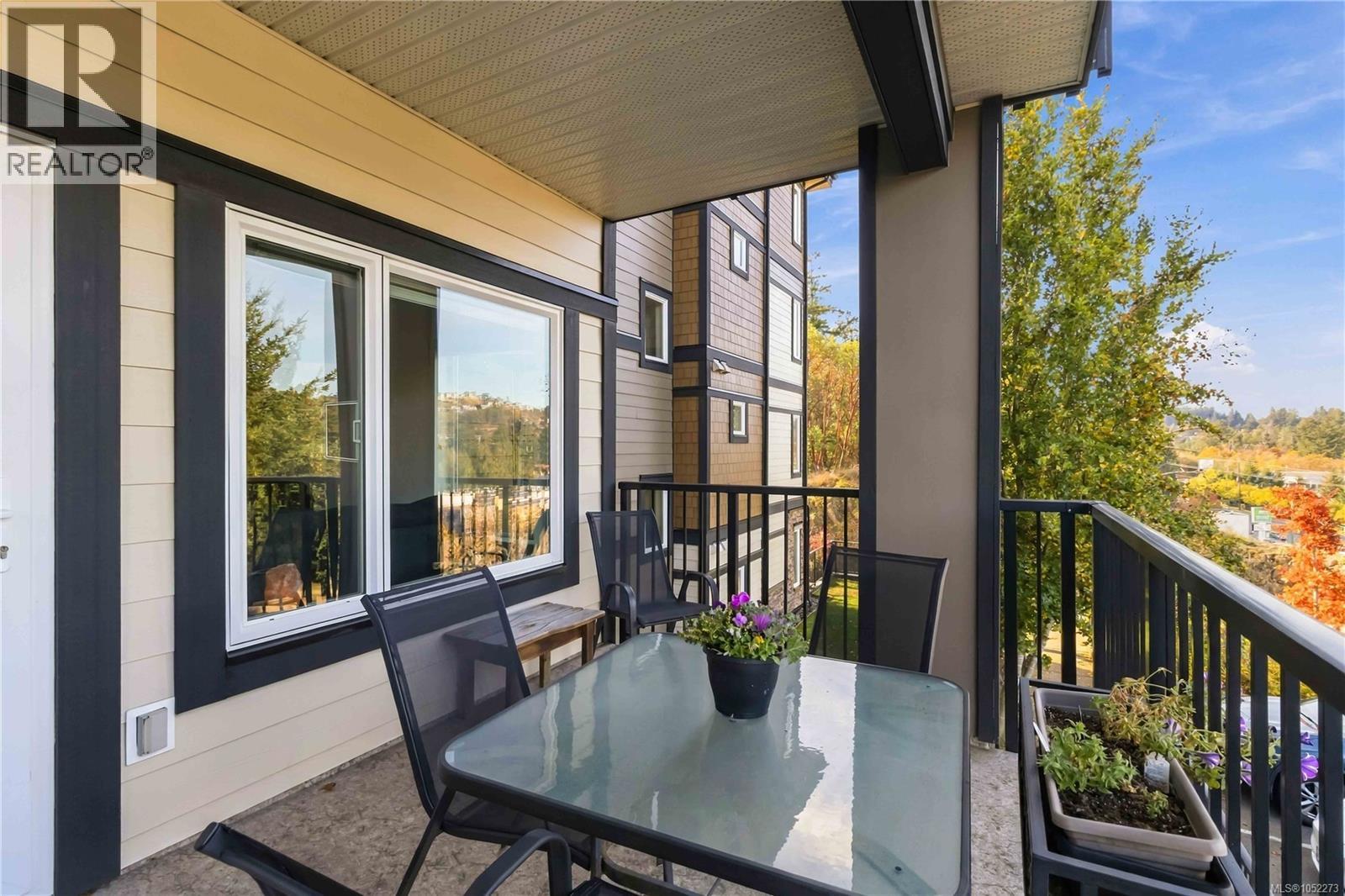 204 286 Wilfert Road, View Royal