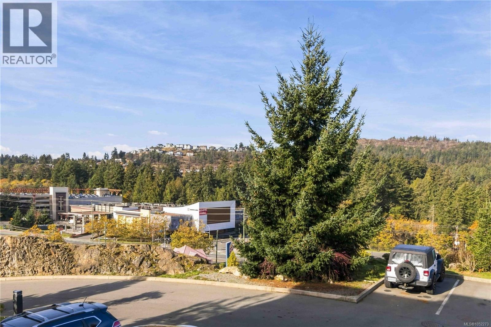 204 286 Wilfert Road, View Royal