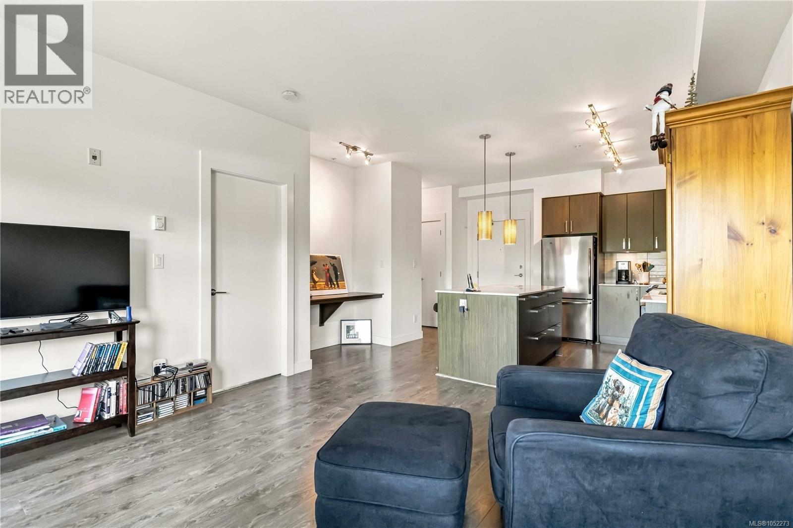 #204 286 Wilfert Rd - 6